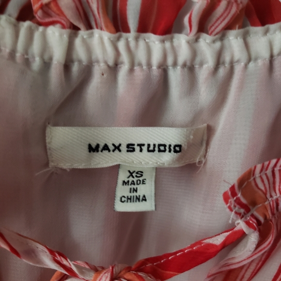 Max Studio Top - Picture 3 of 6